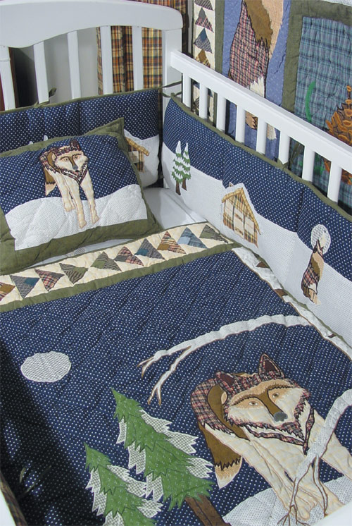 Wolf Crib Quilt 36"W x 46"L