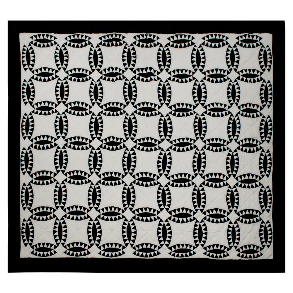 Black Wedding Ring Luxury King Quilt 120"W x 106"L